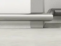 Aanrijdbeveiliging - RVS constructiewerk voor cleanroom